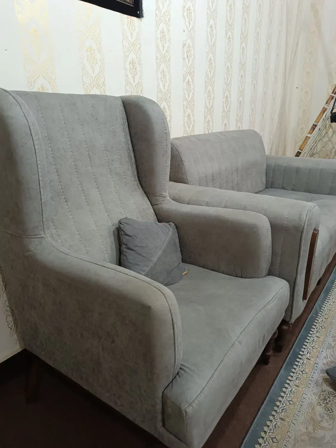 مبلمان ال ۷ نفره|مبلمان خانگی و میز عسلی|باوی, |دیوار