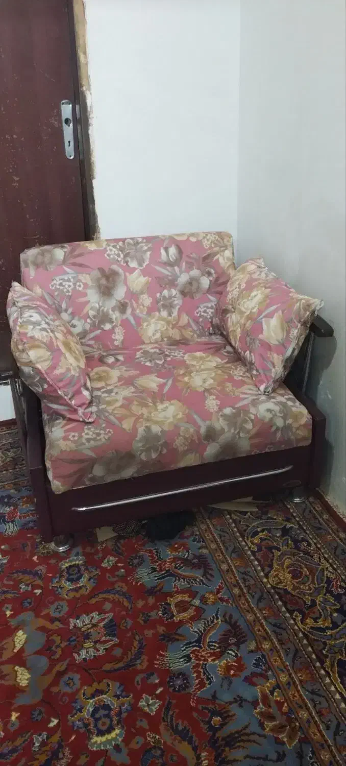 مبل تخت خوابشو|مبلمان خانگی و میز عسلی|سبزوار, شهدا|دیوار
