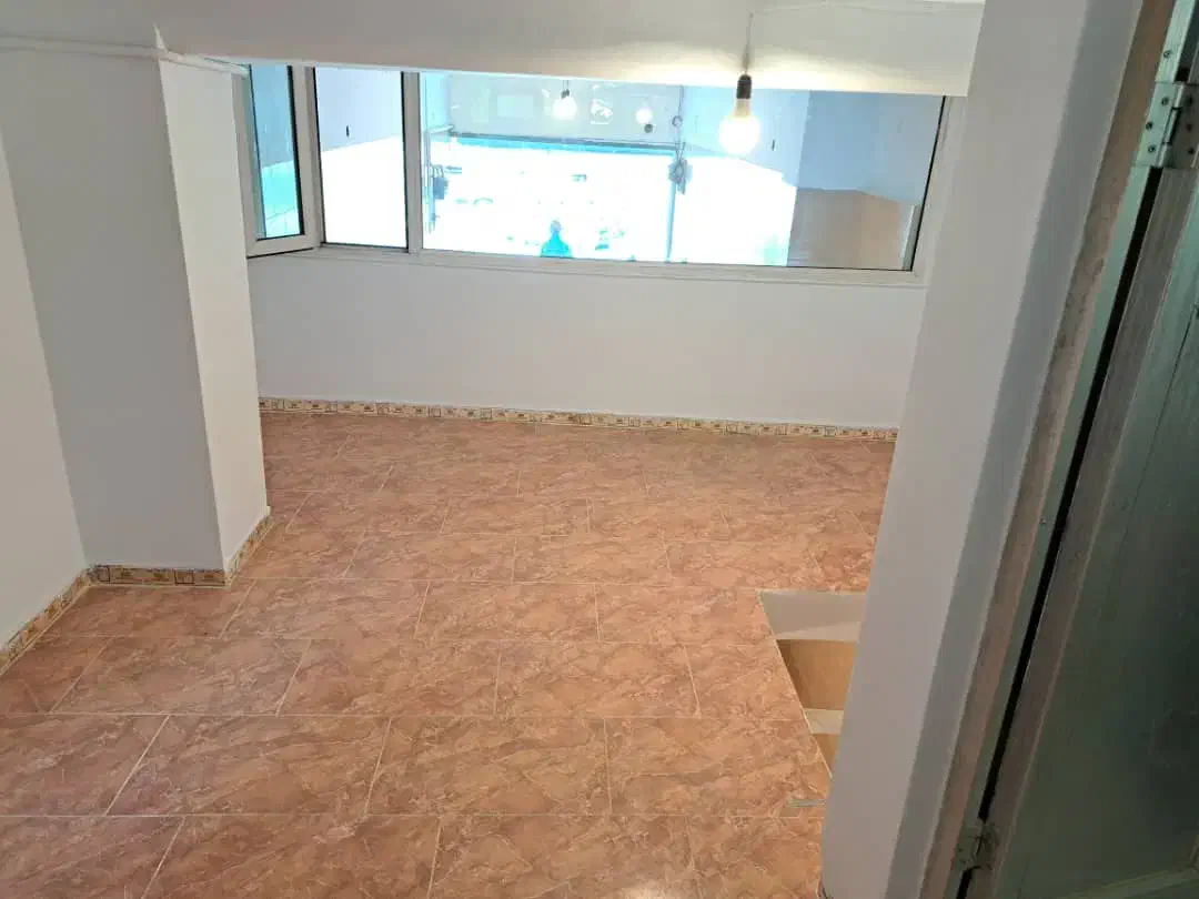 ۴۲ متر مغزه بر اصلی|فروش مغازه و غرفه|رودهن, |دیوار