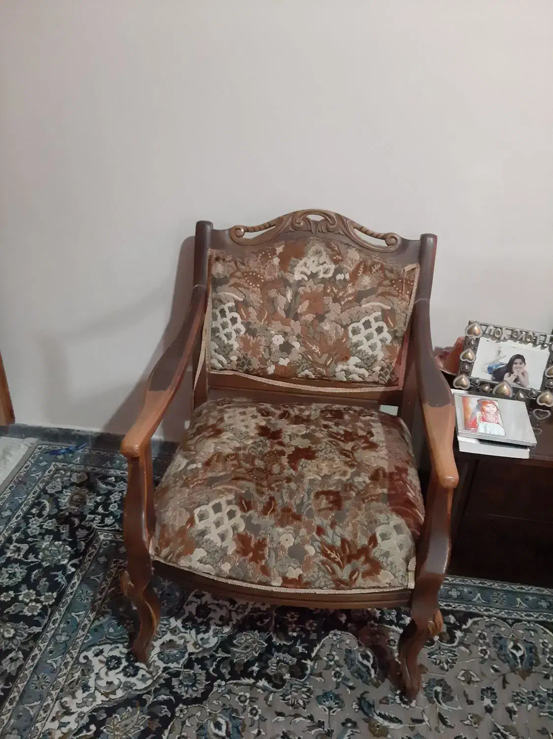 مبل چوبی ۹نفره|مبلمان خانگی و میز عسلی|بهشهر, |دیوار