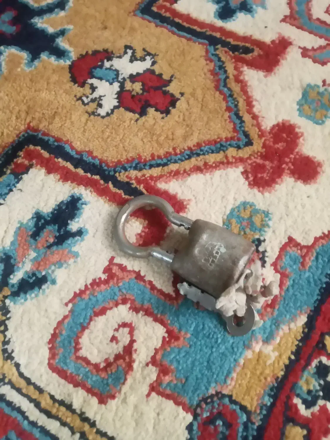 سه عدد قفل قدیمی|کلکسیون اشیاء عتیقه|مرند, |دیوار