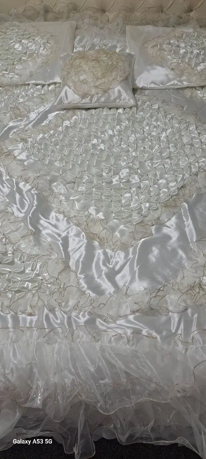 روتختی عروس نو و تمیز و سالم|سرویس روتختی|اصفهان, ملک‌شهر|دیوار