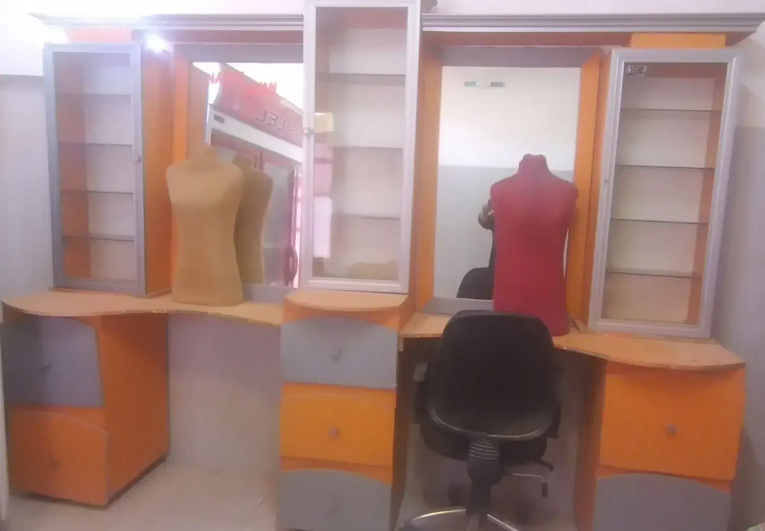 دکور|بوفه، ویترین، کنسول|اسفراین, |دیوار