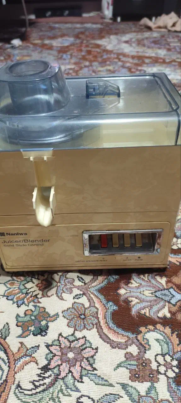 چهار دستگاه آبمیوه گیری کاملا سالم|آبمیوه‌گیر و آب‌مرکبات‌گیر|صومعه‌سرا, |دیوار