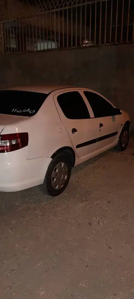 رانا lx مدل ۹۷|خودرو سواری و وانت|اصفهان, مهدیه|دیوار