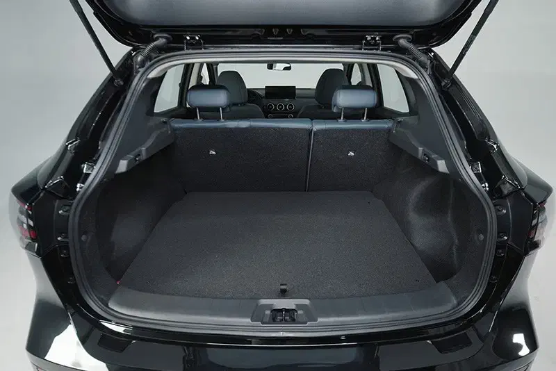 نیسان قشقایی 2025|خودرو سواری و وانت|زاهدان, |دیوار