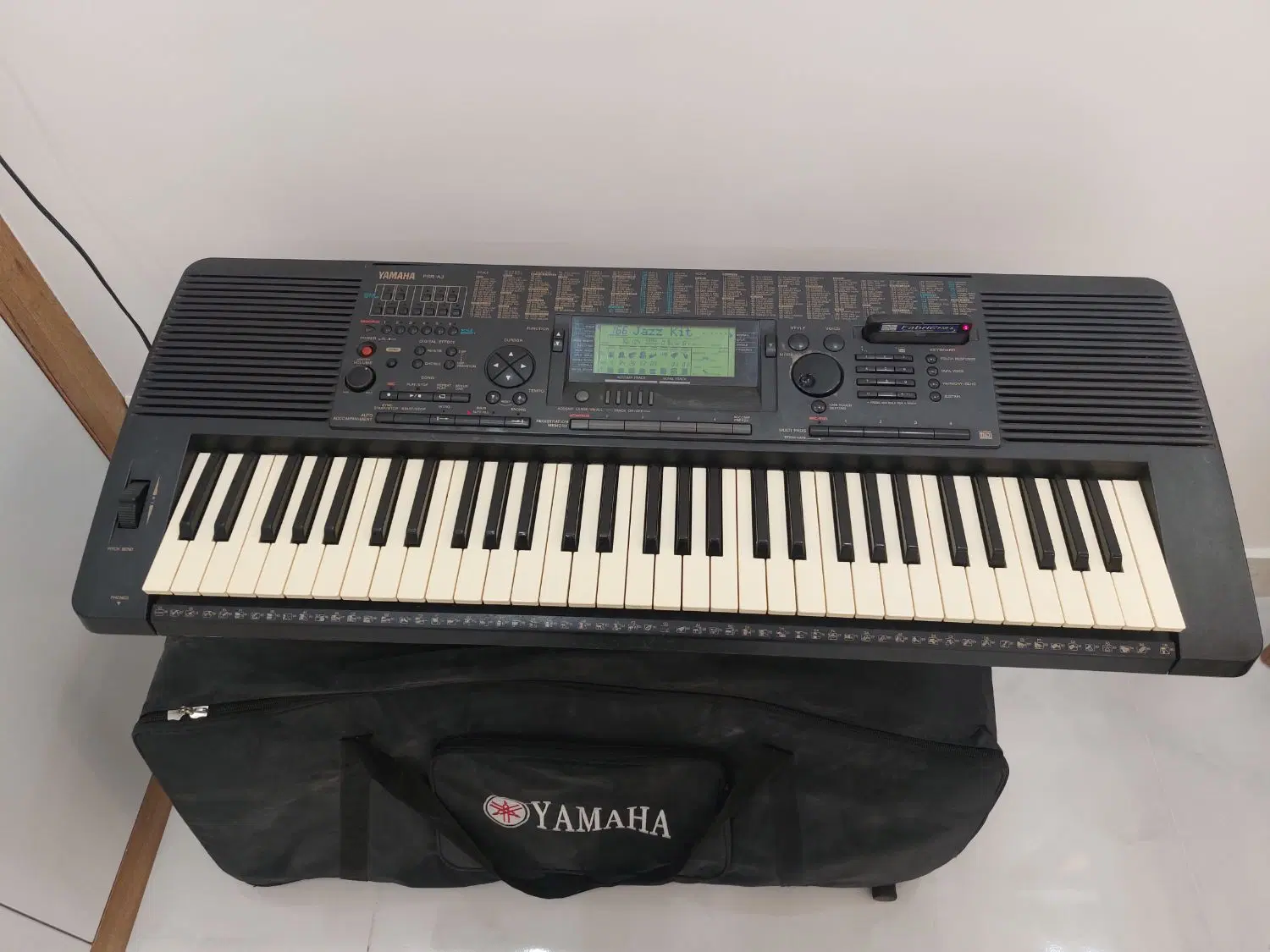 YAMAHA|پیانو، کیبورد، آکاردئون|خمینیشهر, |دیوار