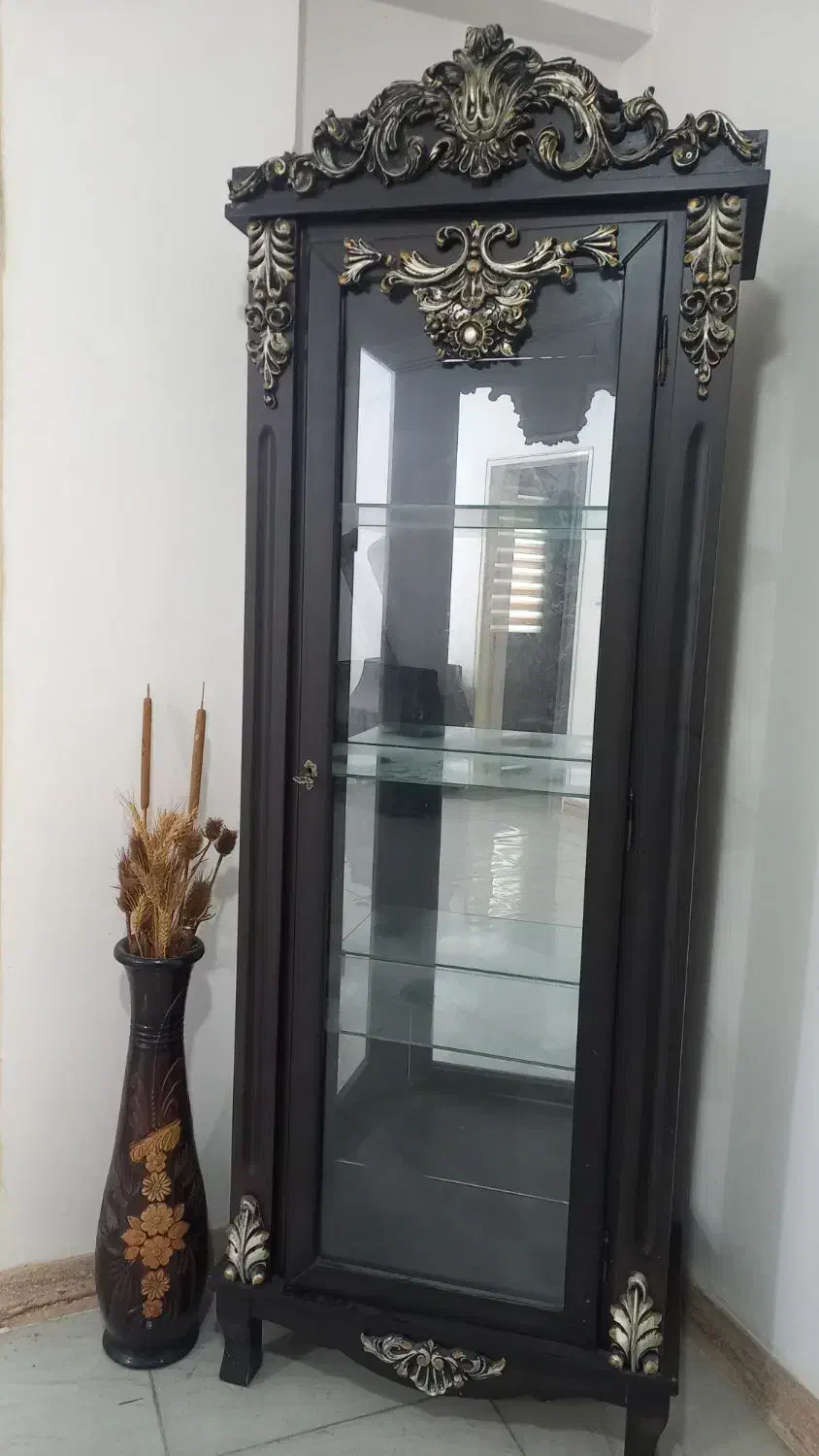 بوفه،ساعت،کمد،قاب عکس بزرگ قیمت مناسب|بوفه، ویترین، کنسول|رشت, استقامت ۱|دیوار