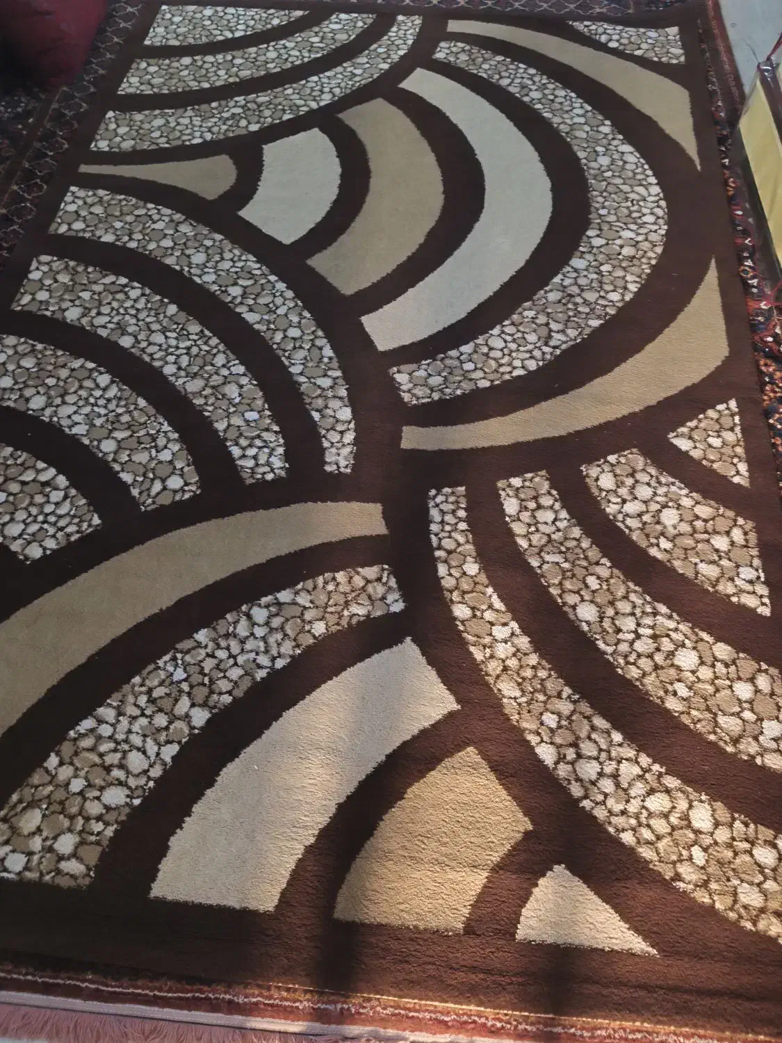 فرش 6متری کرم قهوه ای|فرش|اصفهان, سیچان|دیوار