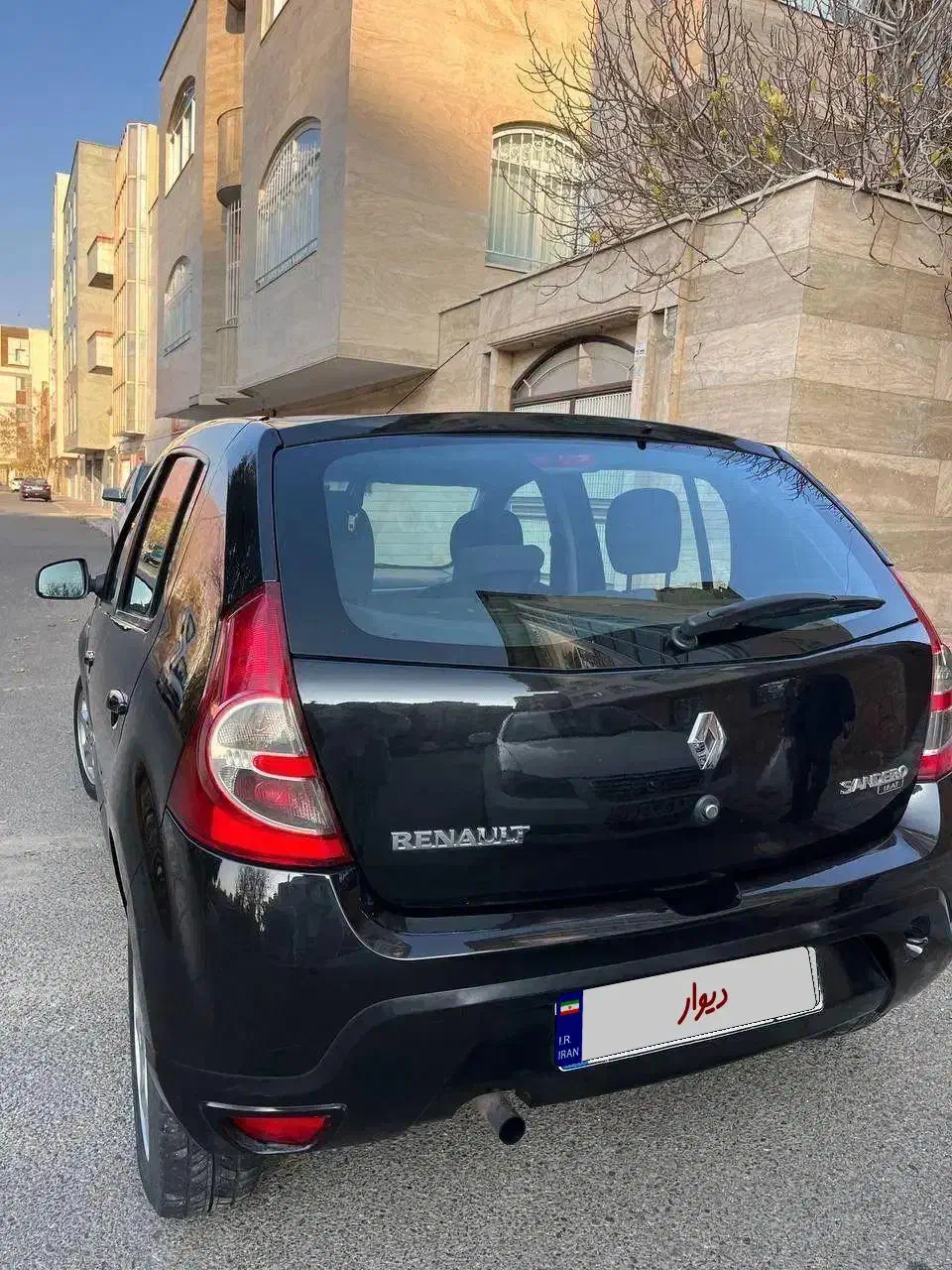 ساندرو اتومات ۹۷ مشکی کم کار|خودرو سواری و وانت|تبریز, |دیوار