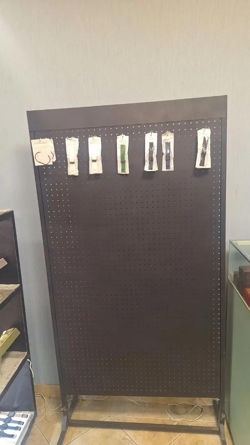 استند رگال|کتابخانه، شلف، قفسه‌های دیواری|قم, صفائیه|دیوار