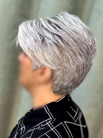 نیازمندمدل رنگ و مش در سالن تخصصی کار توسط استاد|خدمات آرایشگری و زیبایی|آمل, |دیوار