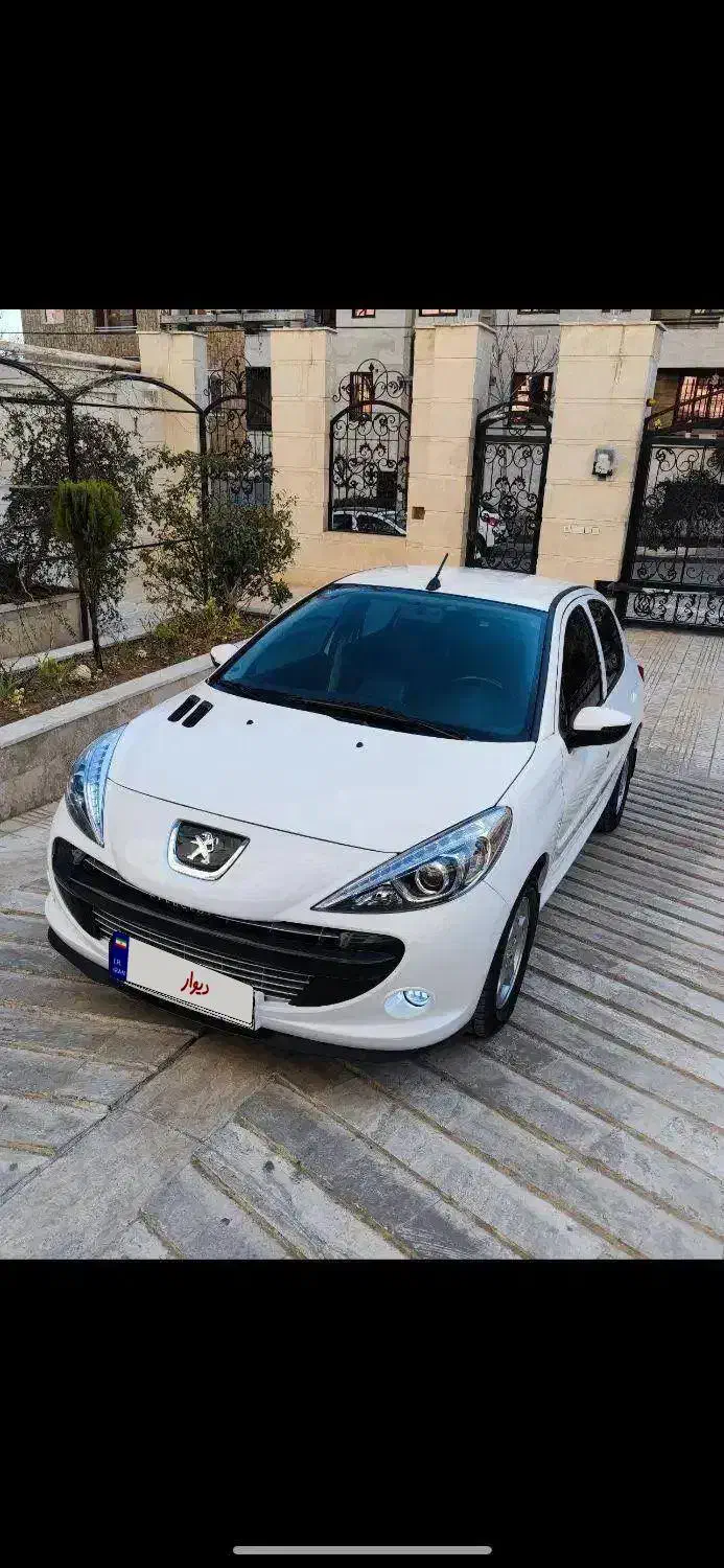 207 سقف فلز ۴۰۲|خودرو سواری و وانت|تهران, بلوار کشاورز|دیوار