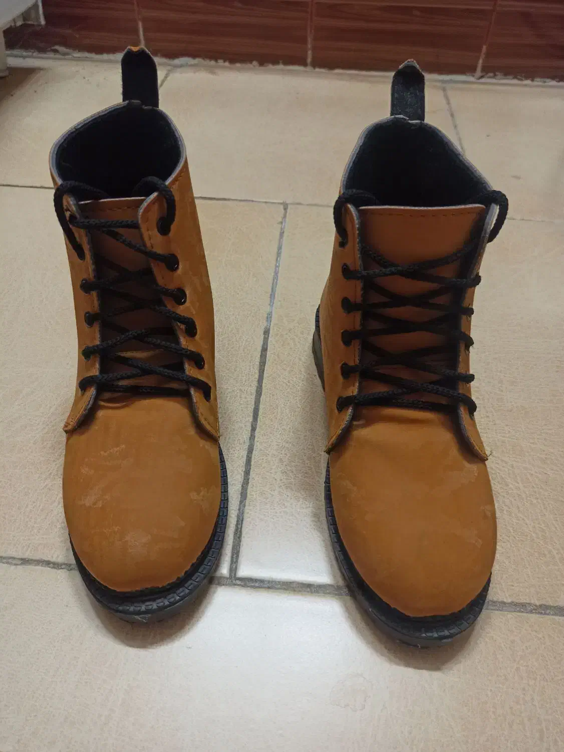 نیم بوت زنانه سایز 37|کیف، کفش، کمربند|شاهرود, |دیوار