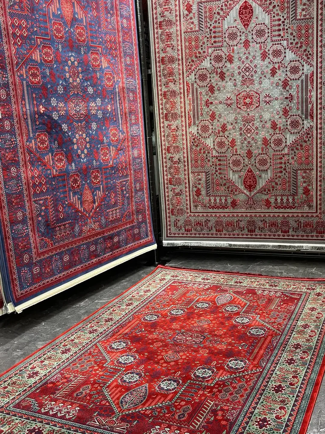 فرش تخفیفی به مدت محدود ۵۰٪درصد بشتابید|فرش|صدرا-فارس, فاز ۲|دیوار