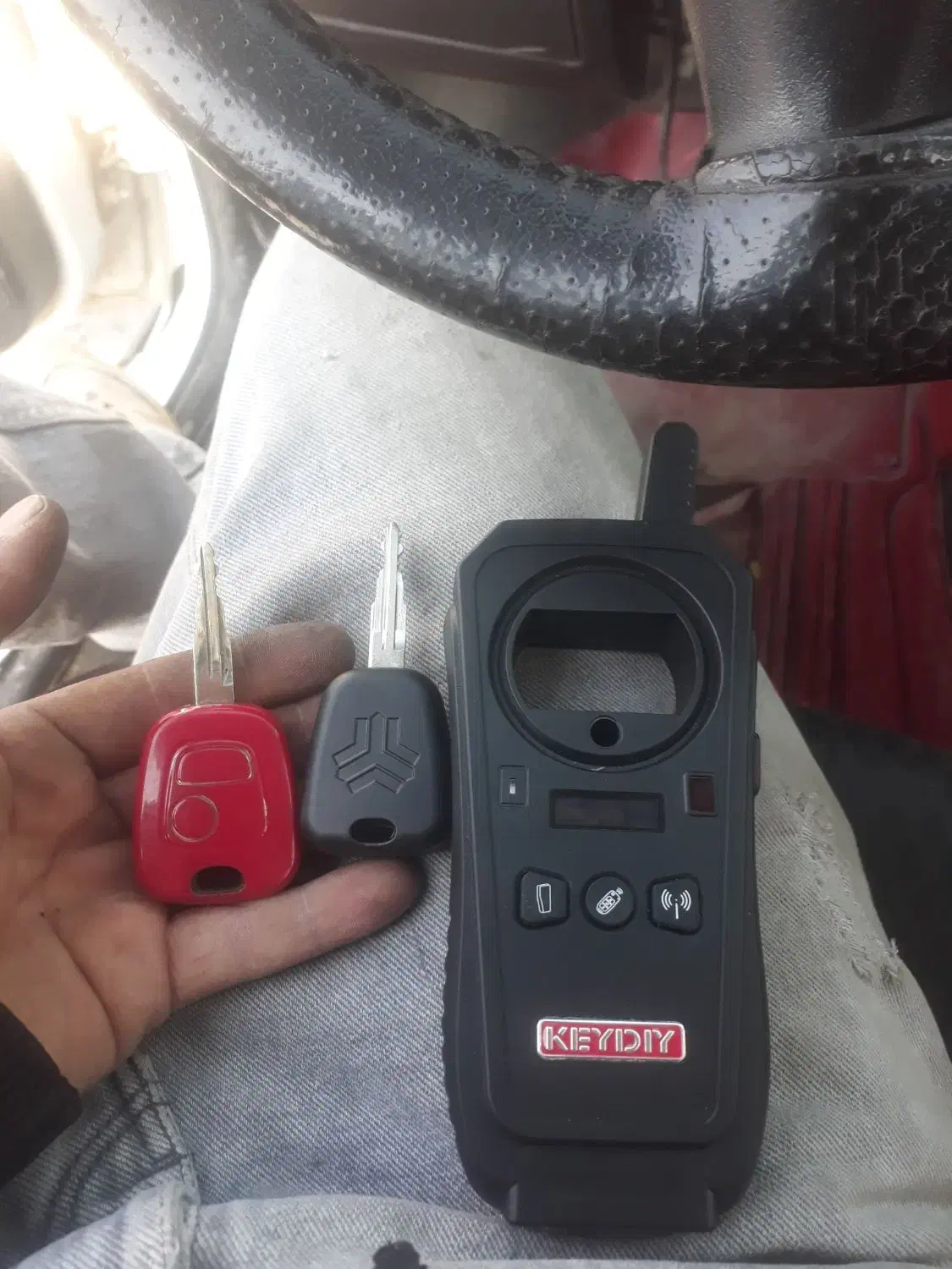 بازکردن قفل/کلید سازی/ریموت.در شرق اصفهان|خدمات پیشه و مهارت|اصفهان, قهاب جنوبی|دیوار