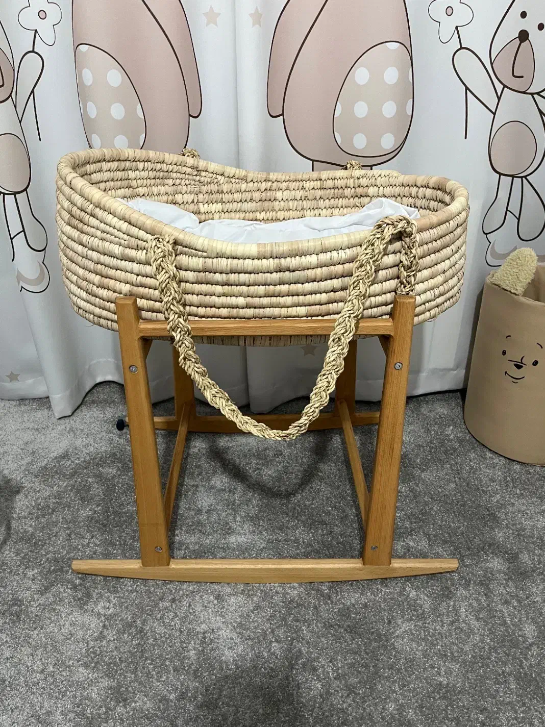 گهواره نوزاد|اسباب و اثاث بچه|میانه, |دیوار