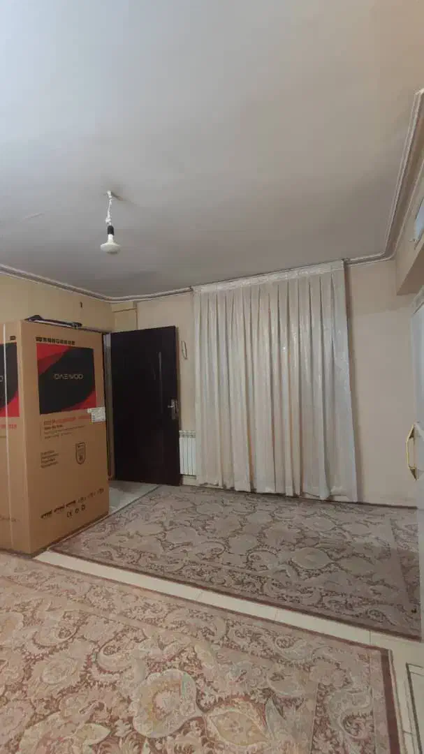 ۴۰ متری/آسانسوردار/تک واحدی/سالن پرده خور/۷ ساله|فروش آپارتمان|تهران, بلورسازی|دیوار