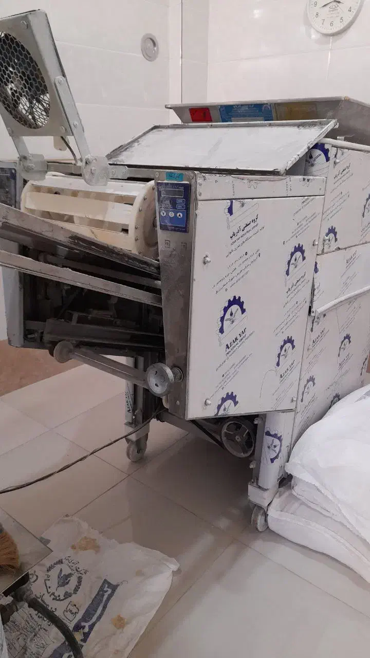 دستگاه نانوایی روتاری درحد نو|ماشینآلات صنعتی|هریس, |دیوار