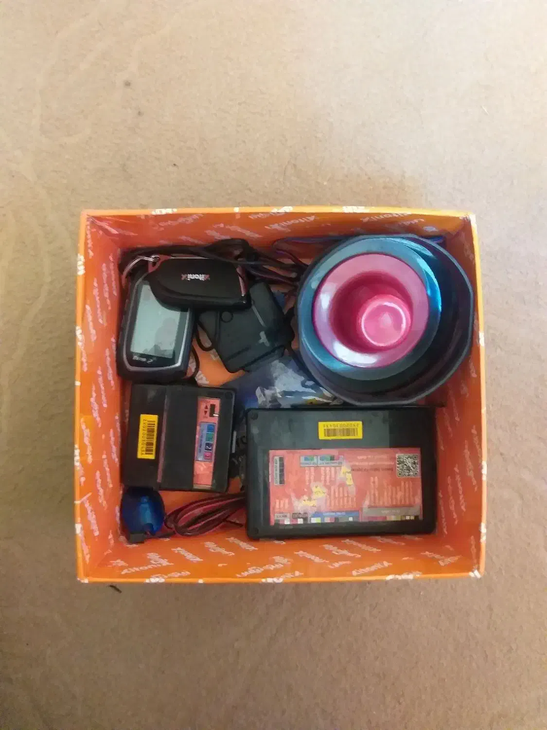 ردیاب و دزدگیرتصویری زیتونیکسZX06|قطعات یدکی و لوازم جانبی|اهواز, گلستان|دیوار