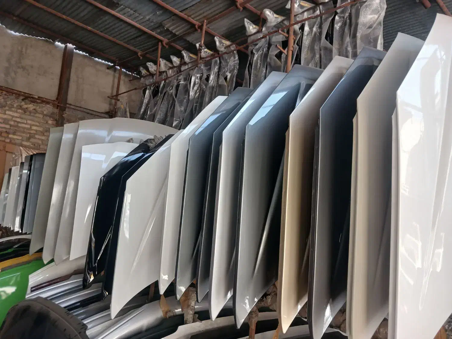 رنگ کوره ای کاپوت گلگیرپراید۲۰۶تیبا۴۰۵پرایدپرشیا|قطعات یدکی و لوازم جانبی|تهران, جوادیه|دیوار