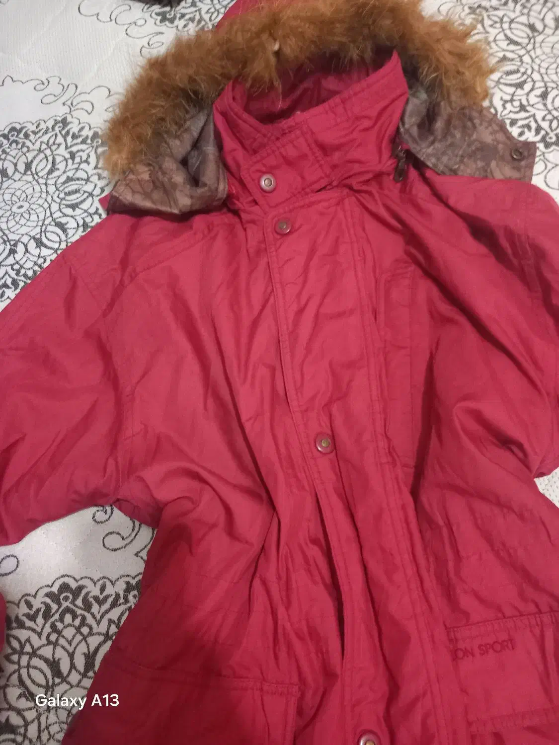 چند عدد پالتو|لباس|سنندج, |دیوار