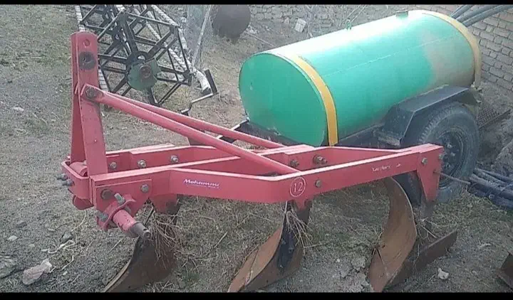 گاو آهن|ابزارآلات|دهگلان, |دیوار