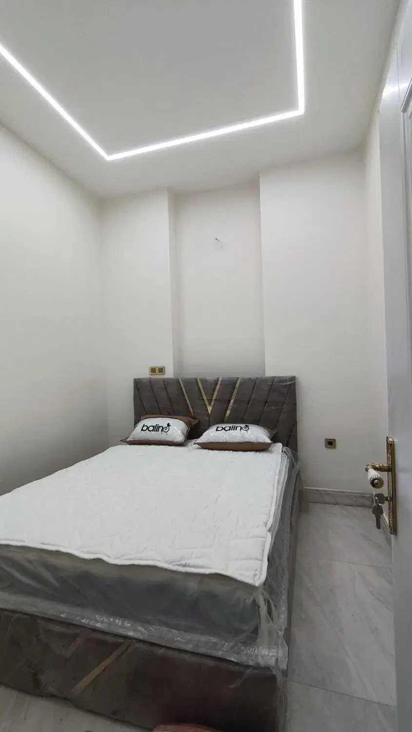 اجاره سوئیت / خانه مسافر/مرکزشهر/خیابان زند|اجارهٔ کوتاه‌مدت آپارتمان و سوئیت|شیراز, زند|دیوار