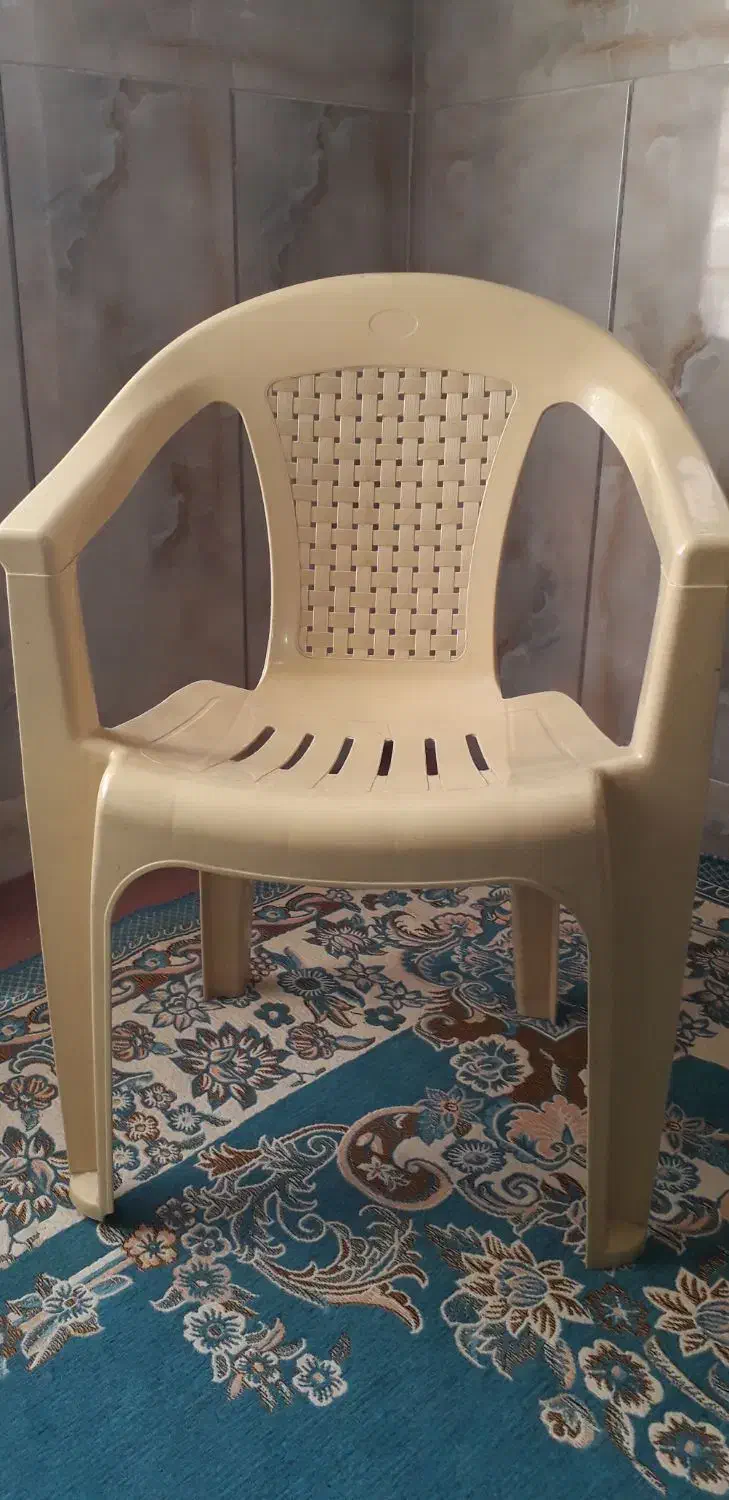 صندلی پلاستیکی دسته دار|صندلی و نیمکت|خمین, |دیوار