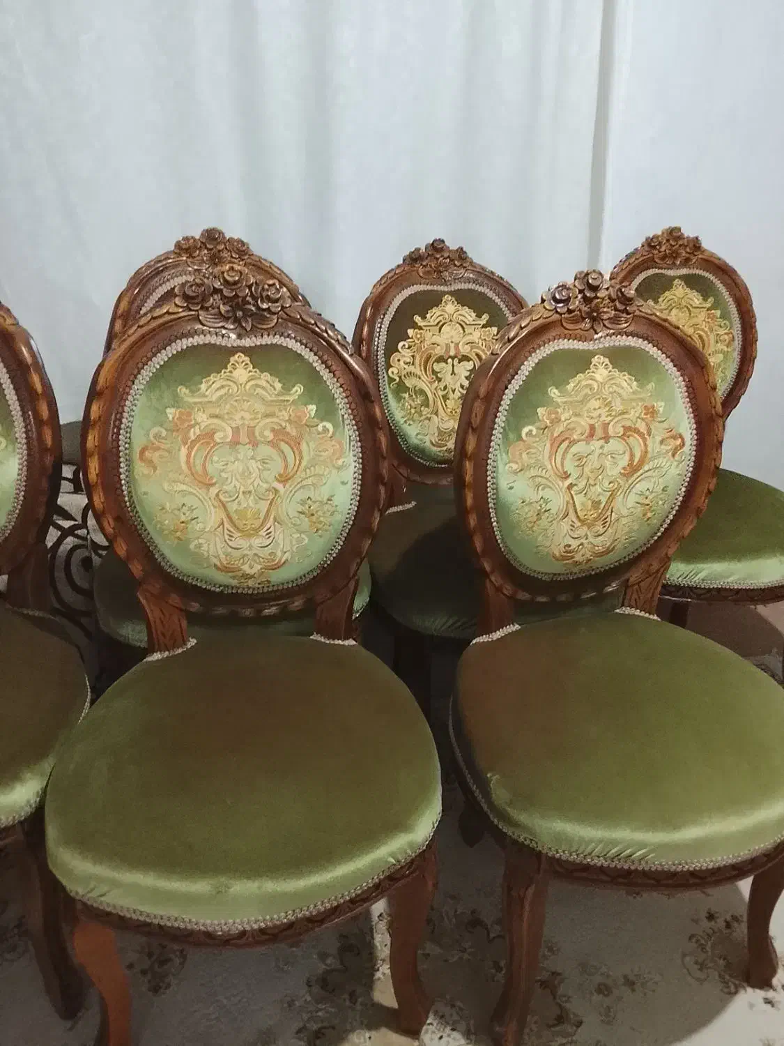 صندلی سلطنتی قدیمی تعداد ۷عددمناسب میز ناهار خوری|صندلی و نیمکت|نشتارود, |دیوار