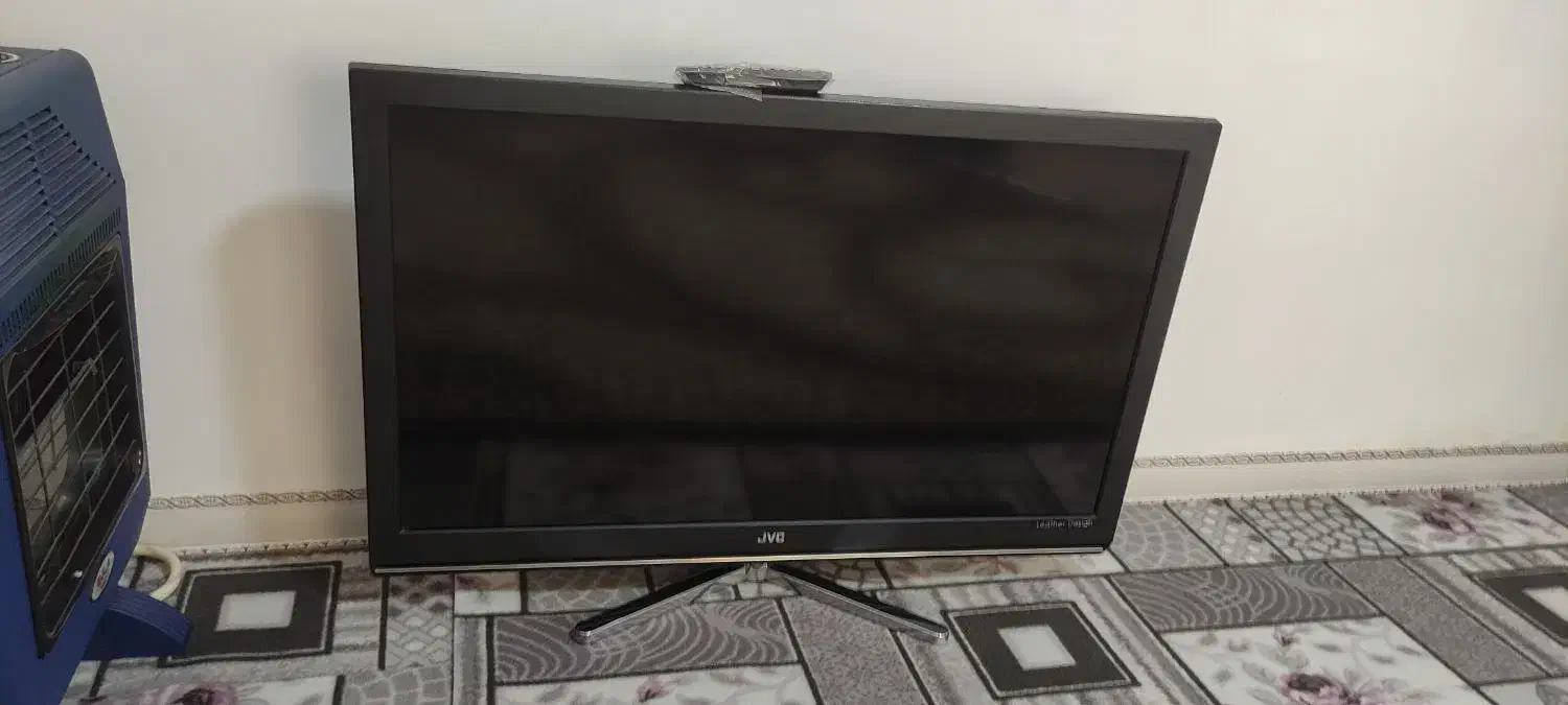 تلویزیون 40اینچ سالم|تلویزیون و پروژکتور|سنگر, |دیوار