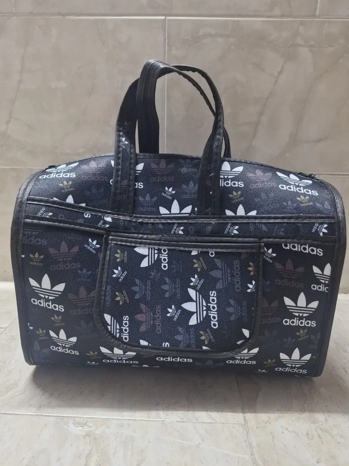 کیف صندوقی|کیف، کفش، کمربند|کاشان, قطب راوندی|دیوار