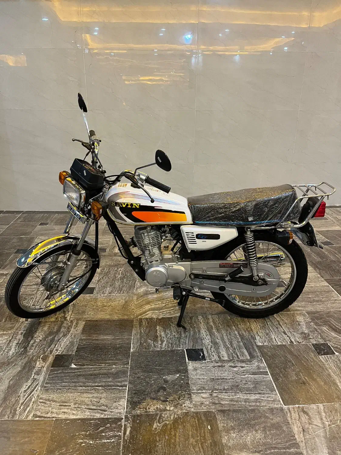 هوندا ساوین 125 عروسک در حد|موتورسیکلت|مشکیندشت, |دیوار