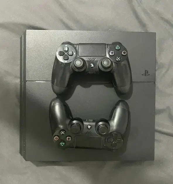 فروش ps4 فت کپی خور دو کنترولر پونصد گیگ|کنسول، بازی ویدئویی و آنلاین|گرگان, |دیوار