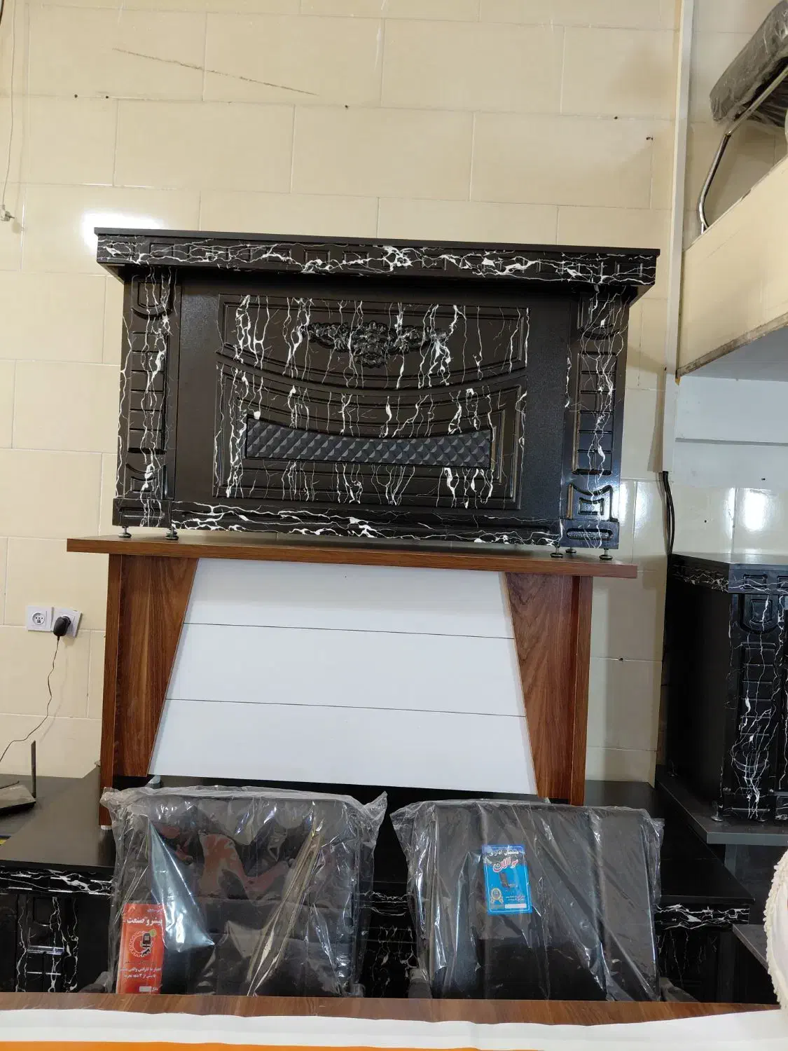 میز کد ۷۰ صندلی کد۵۹۰ مدیریتی کد۶۰ کارمندی|مبلمان اداری|کرج, حصارک پایین|دیوار