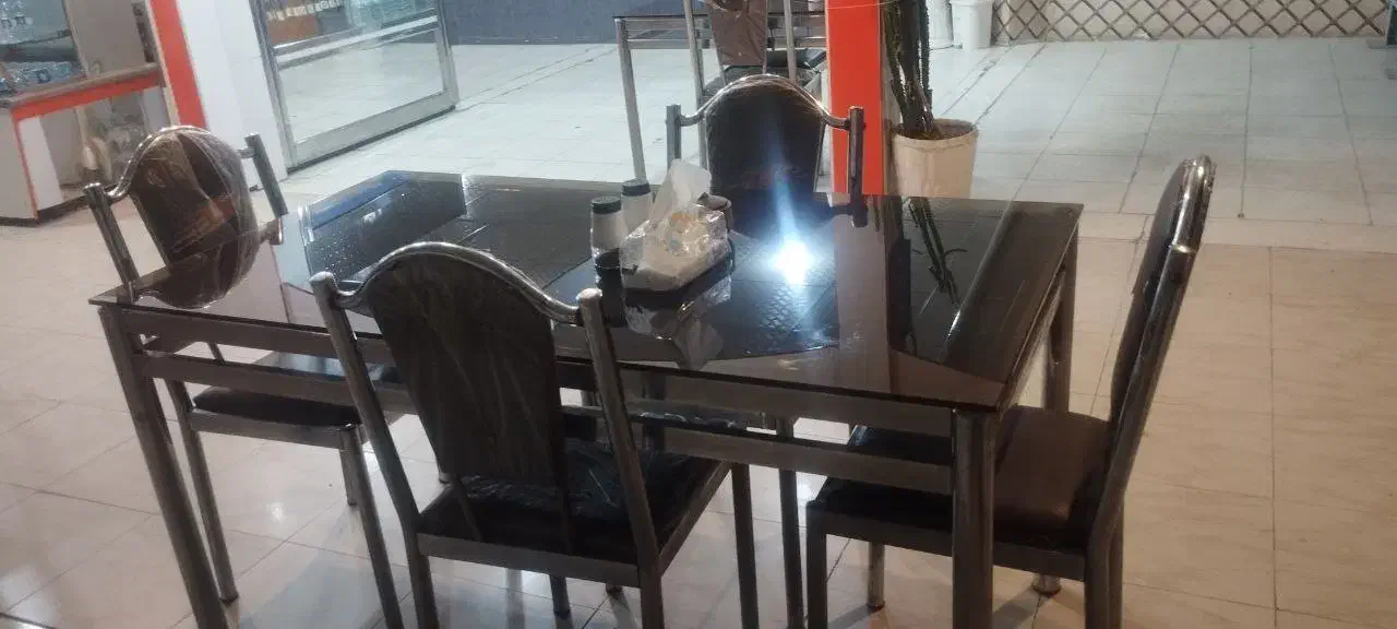 دو دست میز نهار خوری|میز و صندلی غذاخوری|بانه, |دیوار