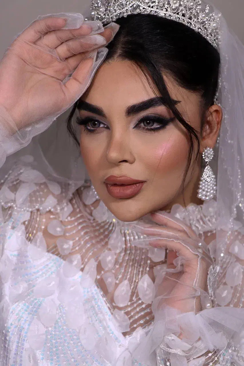 عروس سرای فریبا اسماعیلی بلوارستاره|خدمات آرایشگری و زیبایی|پرند, فاز ۲|دیوار