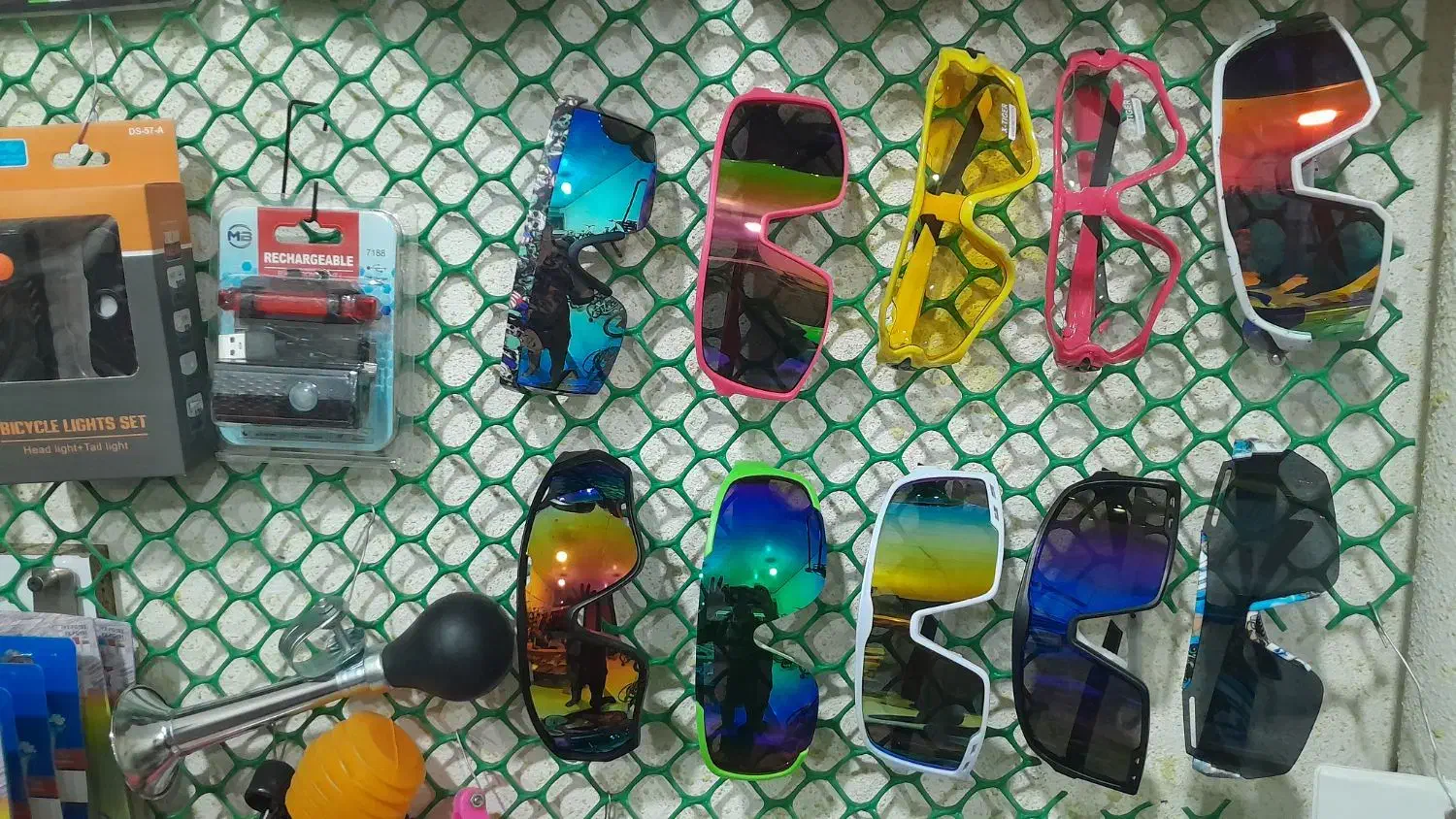 عینک دوچرخه  فیس ماسک موتور و دوچرخه|دوچرخه، اسکیت، اسکوتر|مشهد, یوسفیه (شهرک غرب)|دیوار