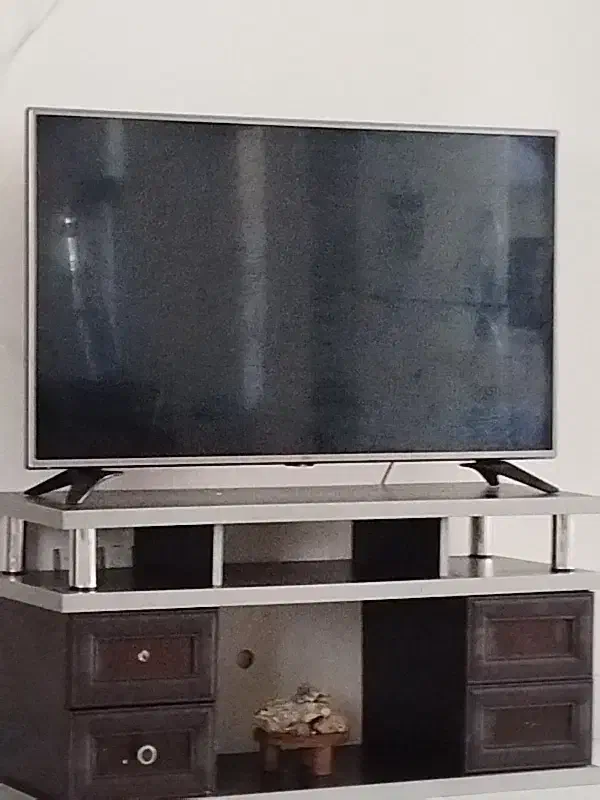 تلویزیون ال جی 49اینچ|تلویزیون و پروژکتور|گرگان, |دیوار