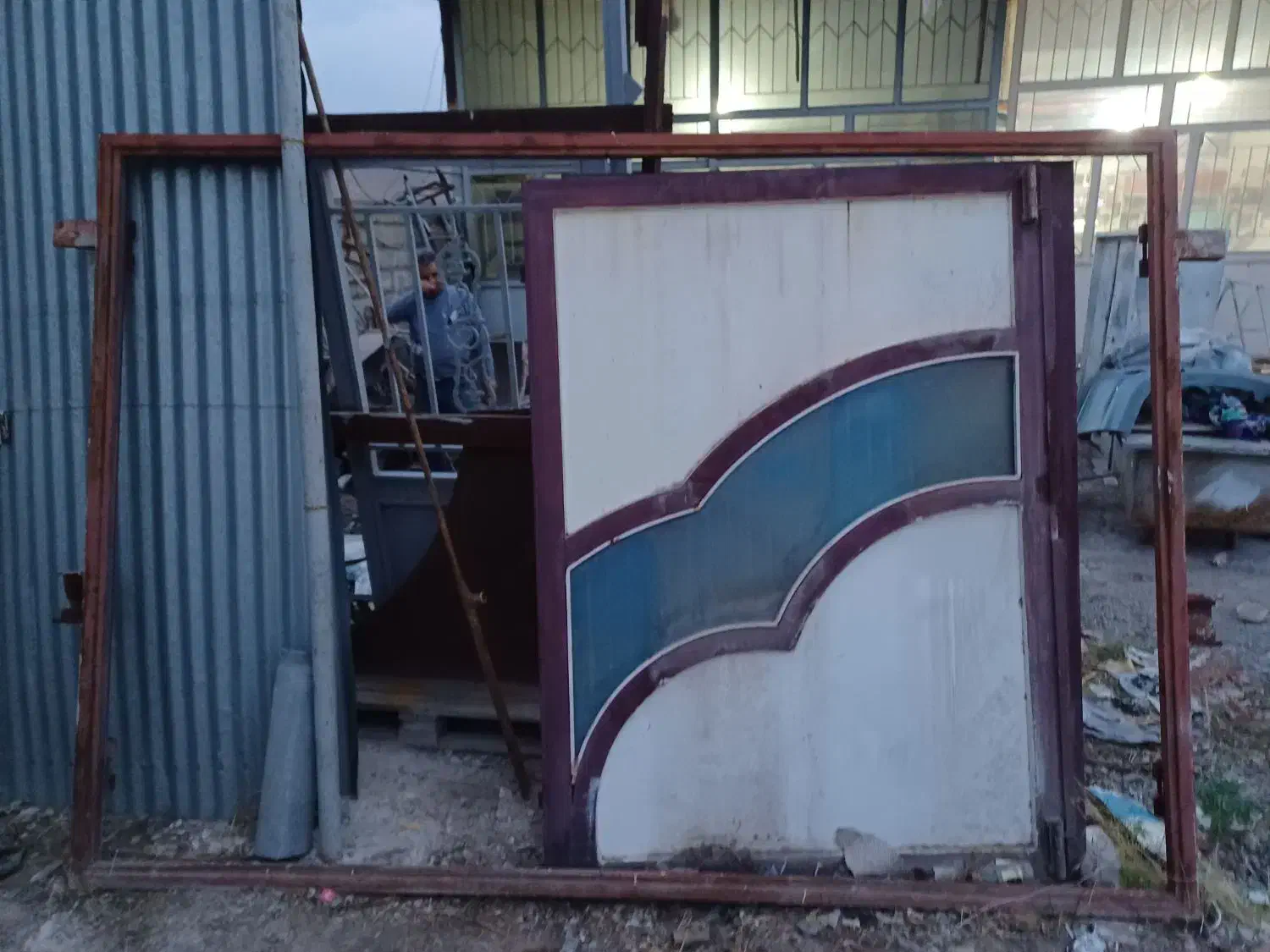 درب پارکینگ|مصالح و تجهیزات ساختمان|جلفا, |دیوار