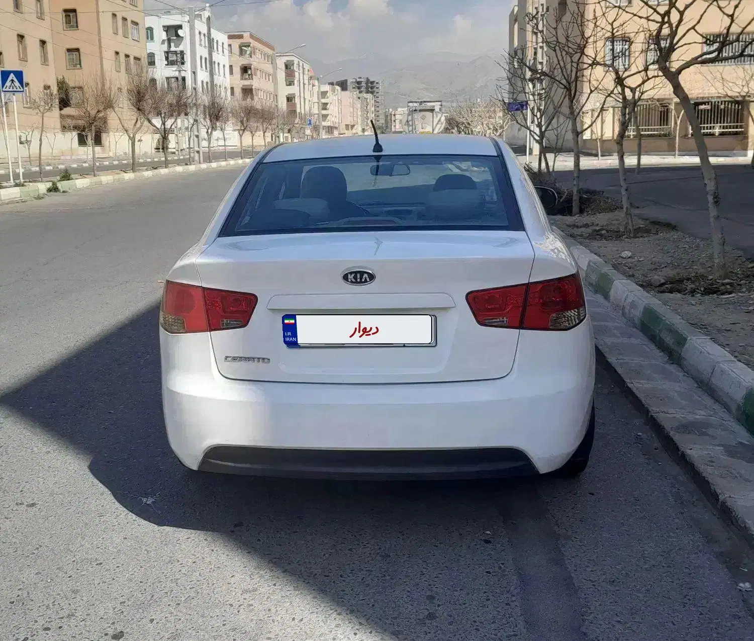 کیا سراتو ۱۶۰۰ دنده ای مدل ۱۳۹۵، کم کارکرد، بی رنگ|خودرو سواری و وانت|تهران, زیبادشت|دیوار