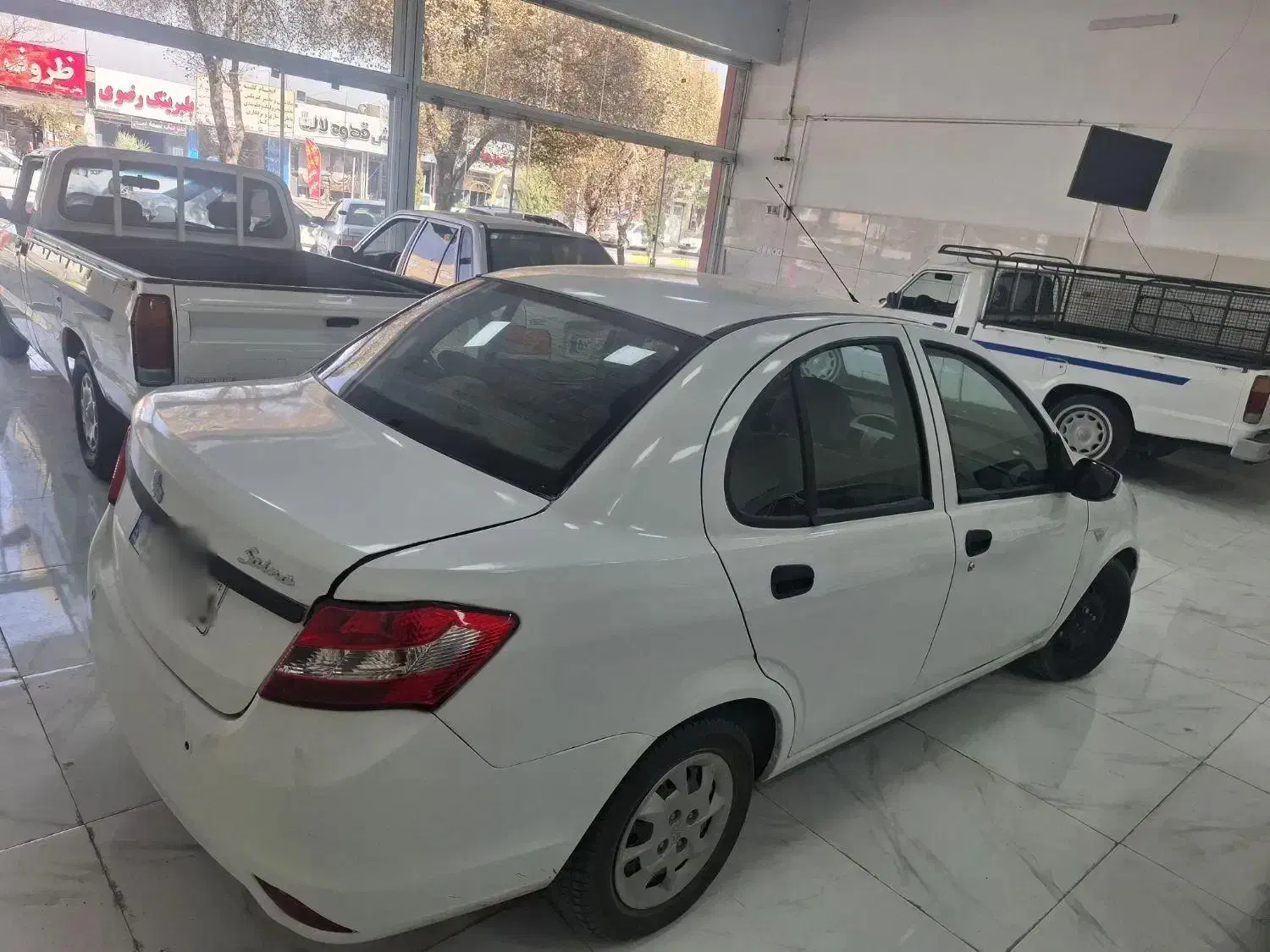 ساینا مدل 99|خودرو سواری و وانت|رفسنجان, |دیوار