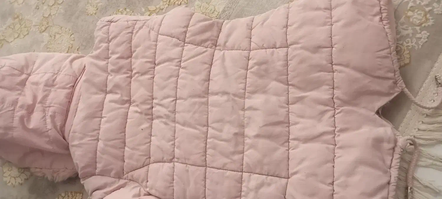 کاپشن|کفش و لباس بچه|فردیس, فردیس|دیوار