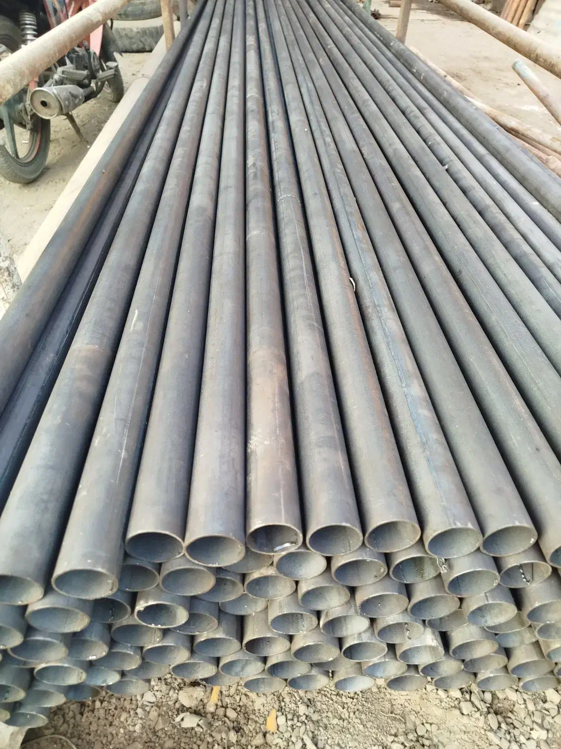 فروش لوله داربست 13کیلوی قیمت شاخی 830|عمده‌فروشی|تهران, خلازیر|دیوار