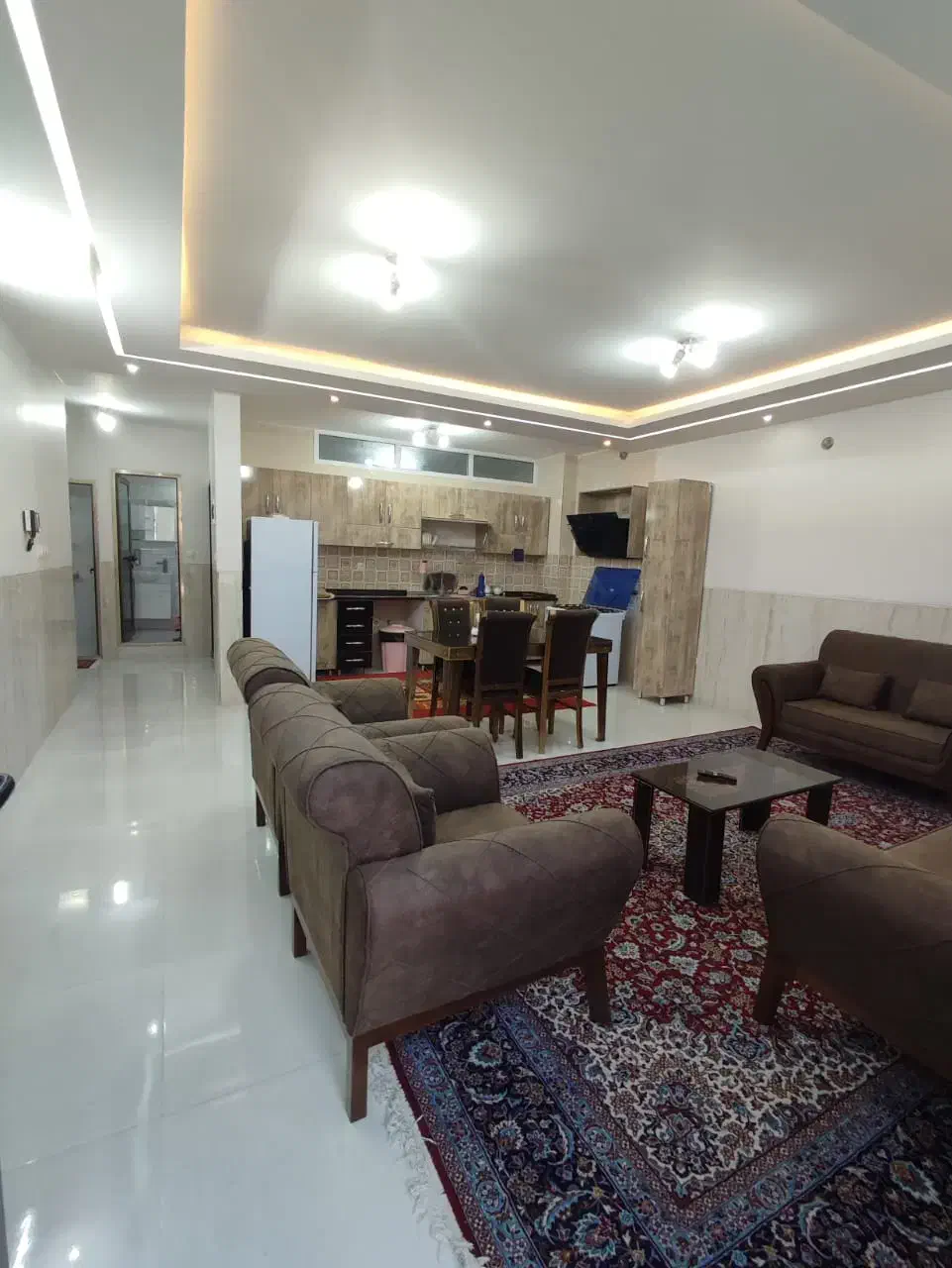 سوییت /نوساز/روزانه/هفتگی/ماهیانه|اجارهٔ کوتاهمدت آپارتمان و سوئیت|باغ بهادران, |دیوار