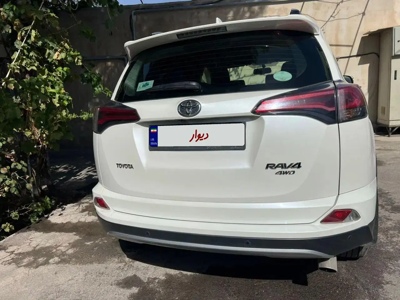 TOYOTA RAV4 2017|خودرو سواری و وانت|تهران, تجریش|دیوار