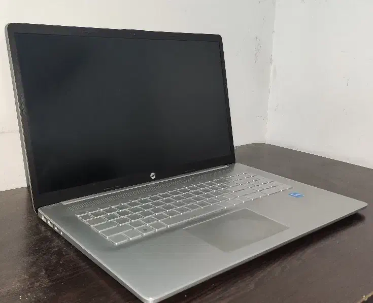 لپتاپ نسل یازدهم HP 17inch Core i3|رایانه همراه|مشهد, سراب|دیوار