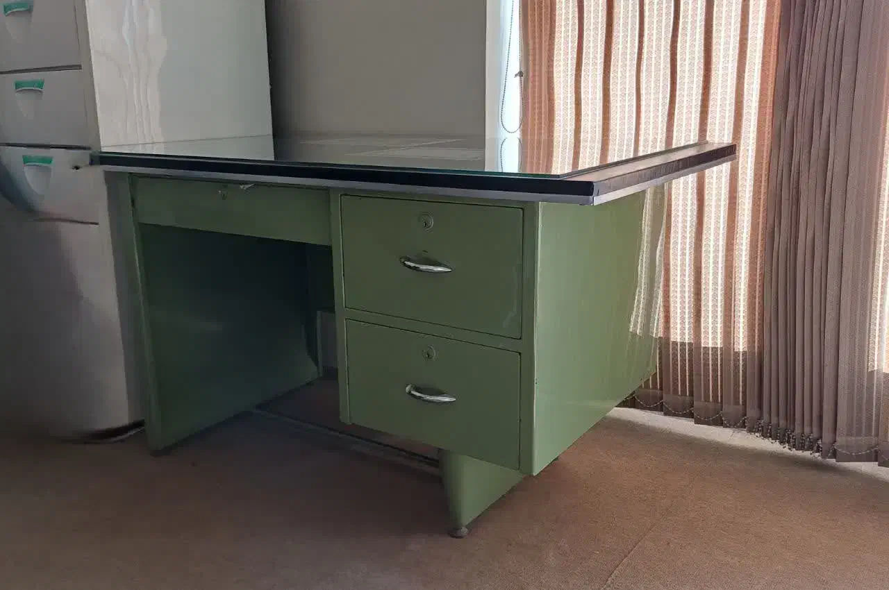 میز مدیریت|مبلمان اداری|اصفهان, زوان|دیوار