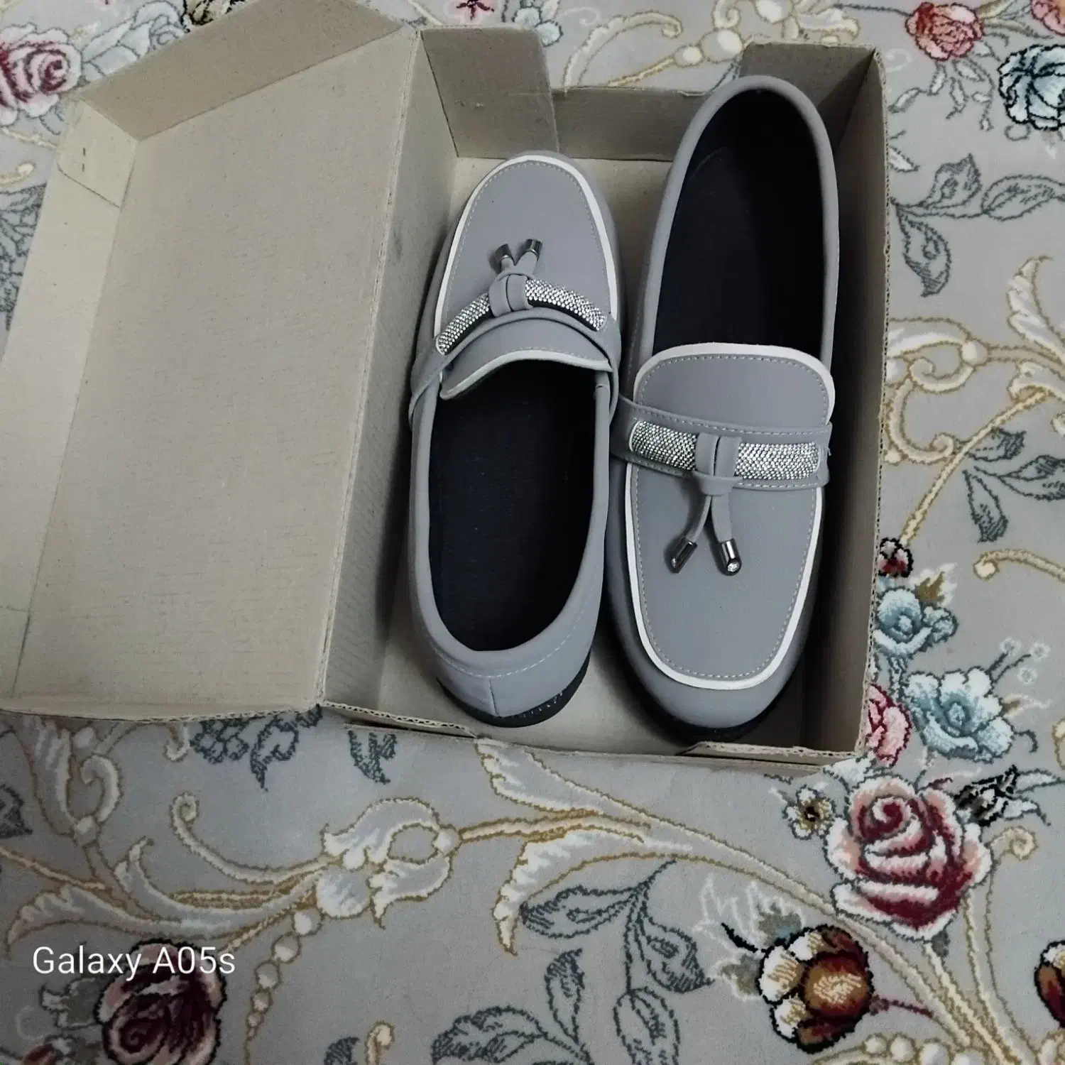 کفش|کیف، کفش، کمربند|بیرجند, |دیوار