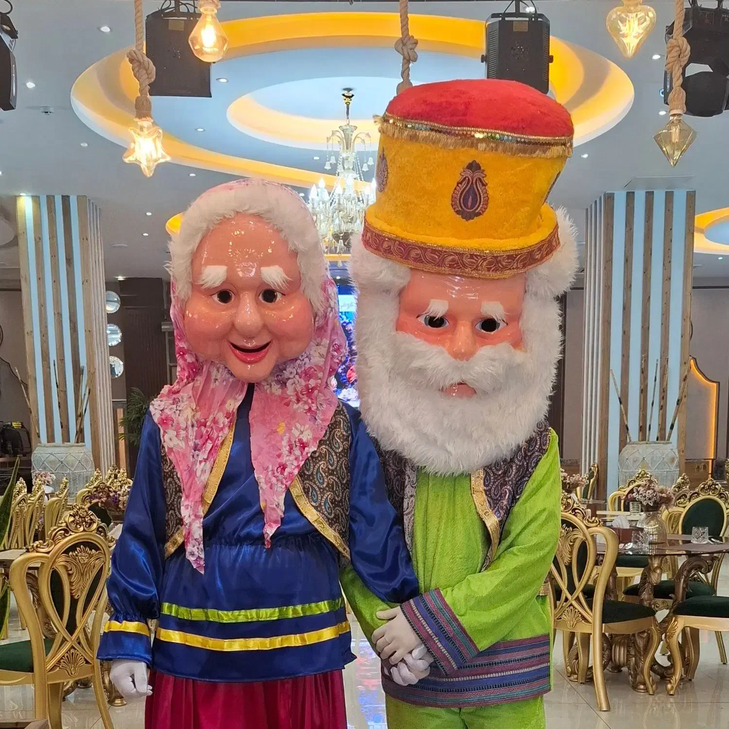 بند عروسکی|خدمات پذیرایی، مراسم|کامیاران, |دیوار